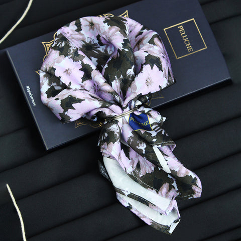 Peluche Pretty Floral Design Pocket Square For Men