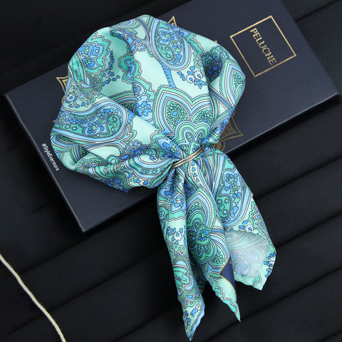 Peluche Attractive Floral Print Pocket Square For Men