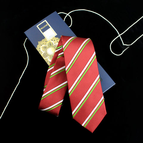 Peluche Elegant And Classy Necktie For Men