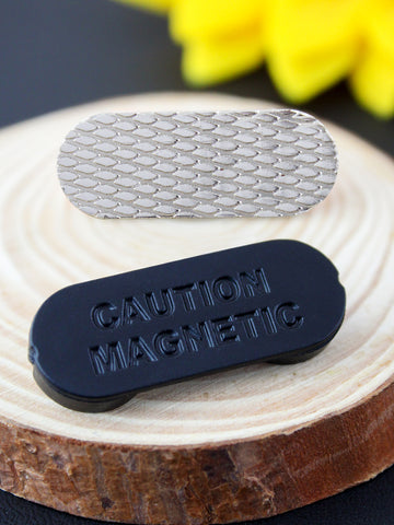 Kavove  Silver & Black Double Magnet Badge Holder (33.85x12.65mm)