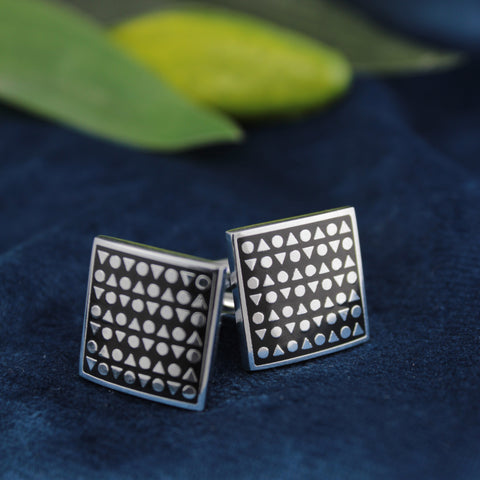 Kavove The Geometry Divine Black & Silver Cufflink For Men