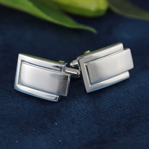 Kavove The Aspire Adventure Silver Cufflink For Men